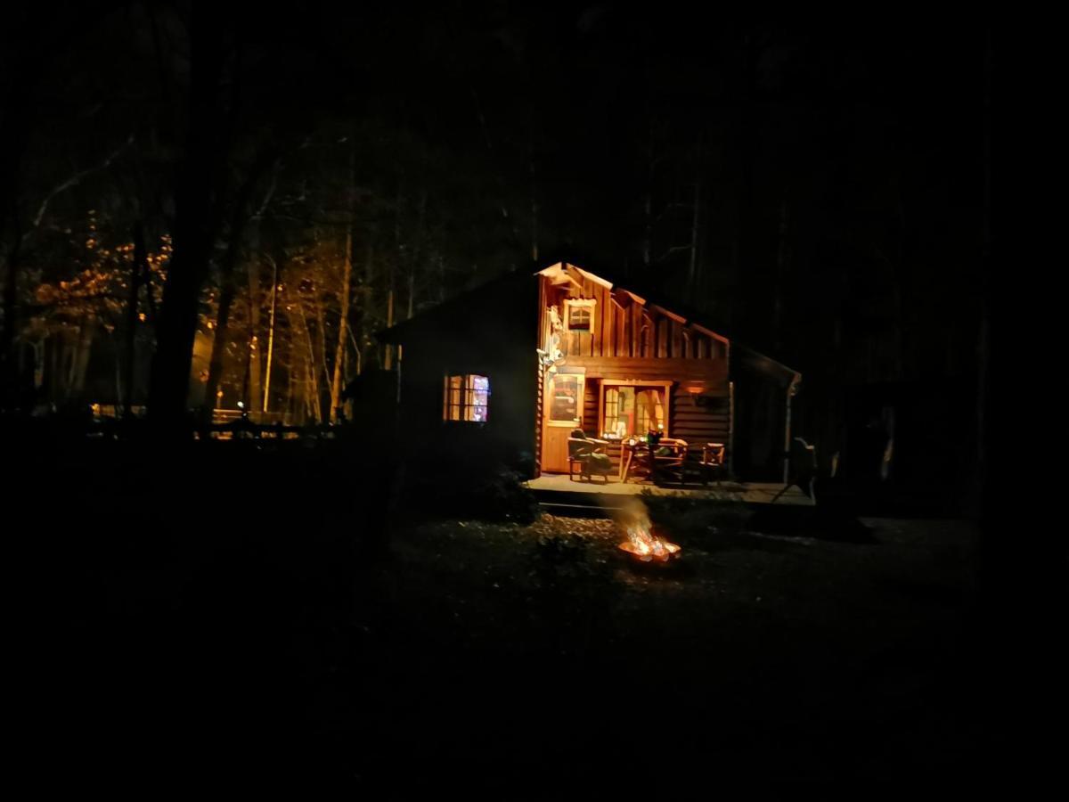 Villa Holzhaus Waldwichtel am Wald und See Neuruppin Exterior foto